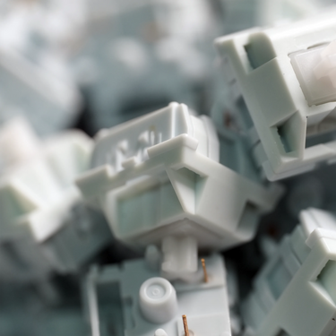 Keygeek Cera Linear Switches