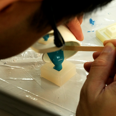 Keebholic Anonymous: Jesmonite Keycap Making Workshop